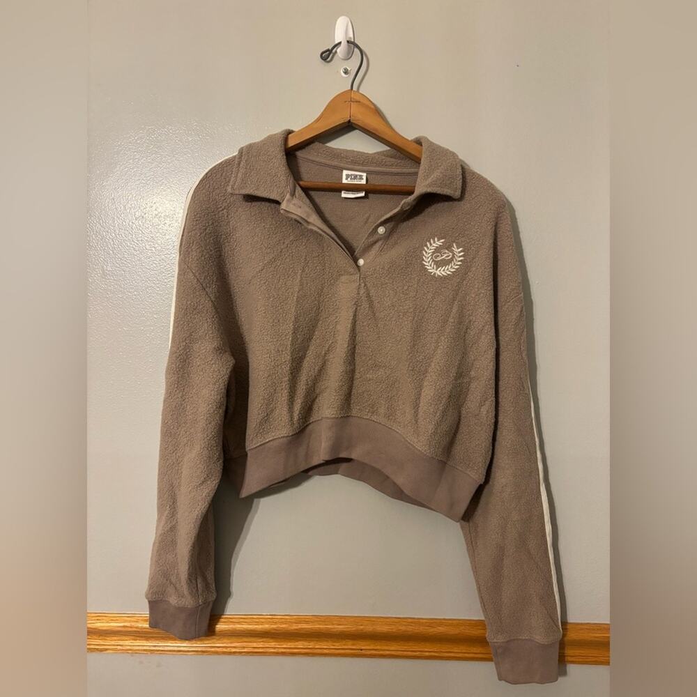 PINK Victoria’s Secret tennis country club brown fleece crop sweatshirt medium